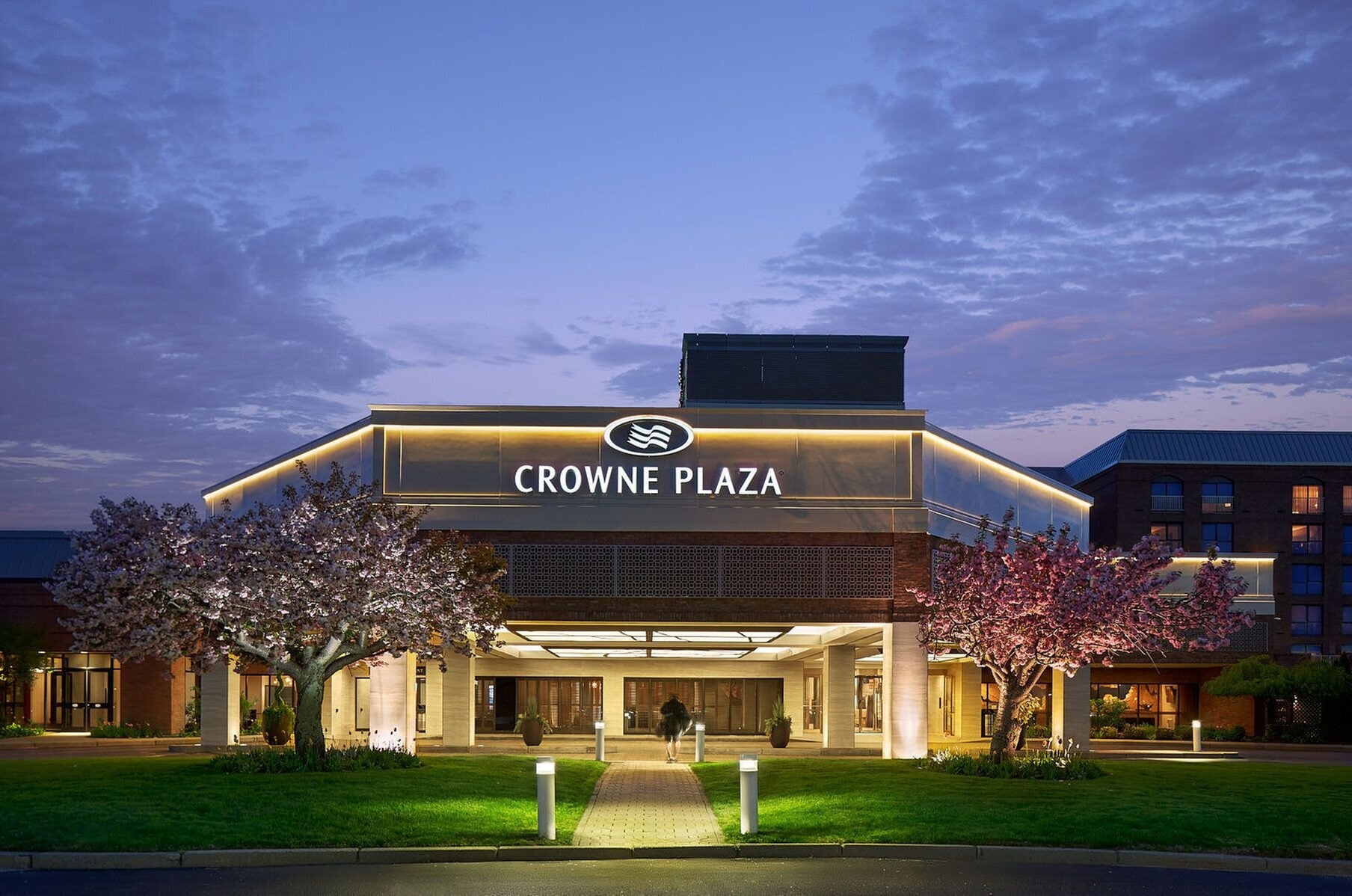 Crowne Plaza Providence-Warwick Airport by IHG