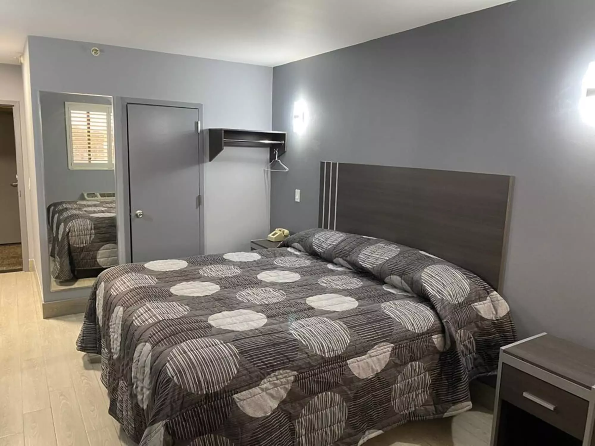 Galaxy Motel - Primary Image