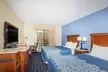 Aderi Hotel Niantic - Second Medium
