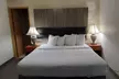Lavissh Inn & Suites - Second Medium
