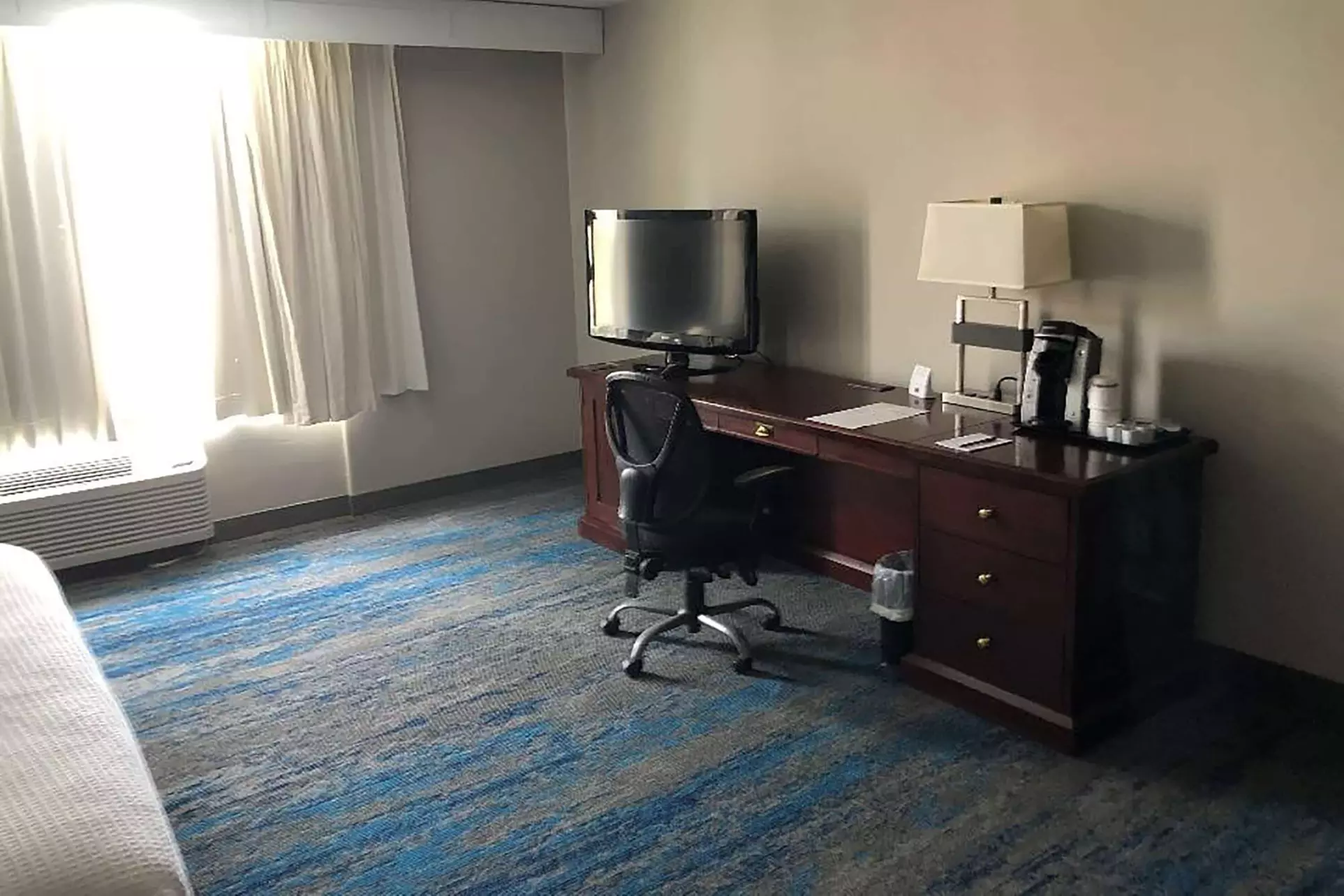Ramada by Wyndham Cleveland Independence - Second Medium