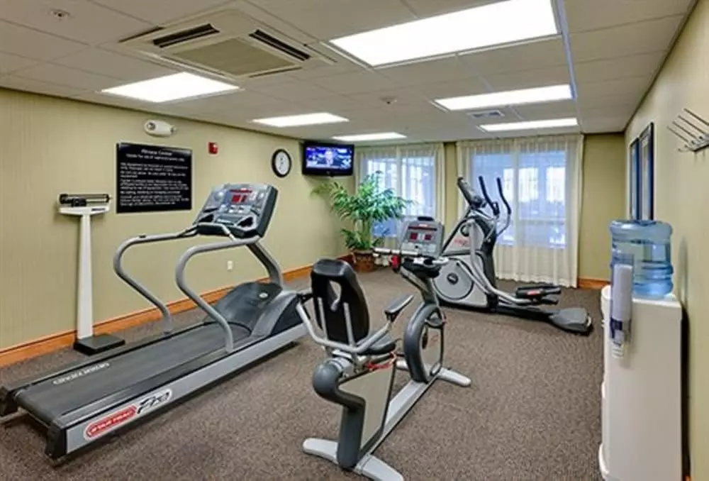 Hampton Inn & Suites Moline-Quad City International Airport - Primary Image