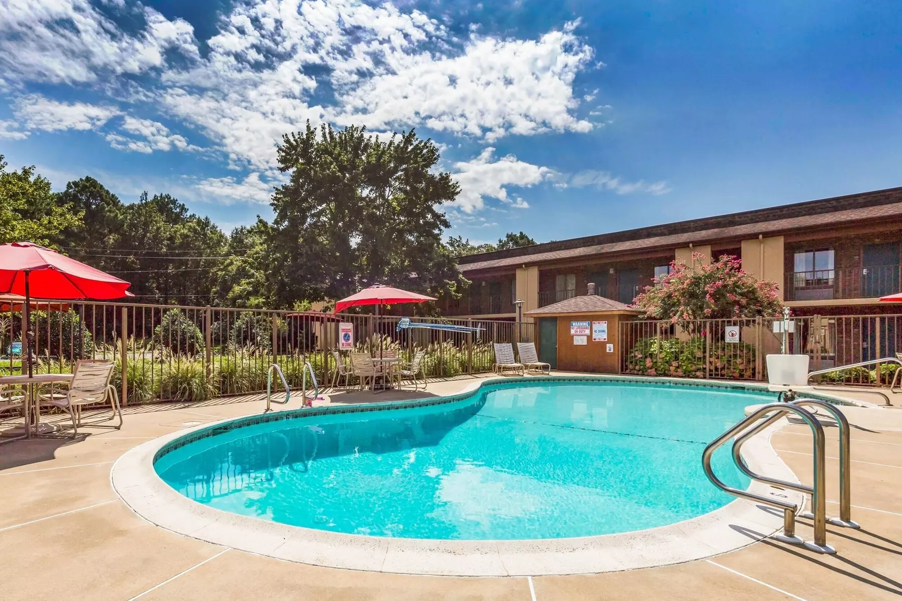 Quality Inn - Primary Image