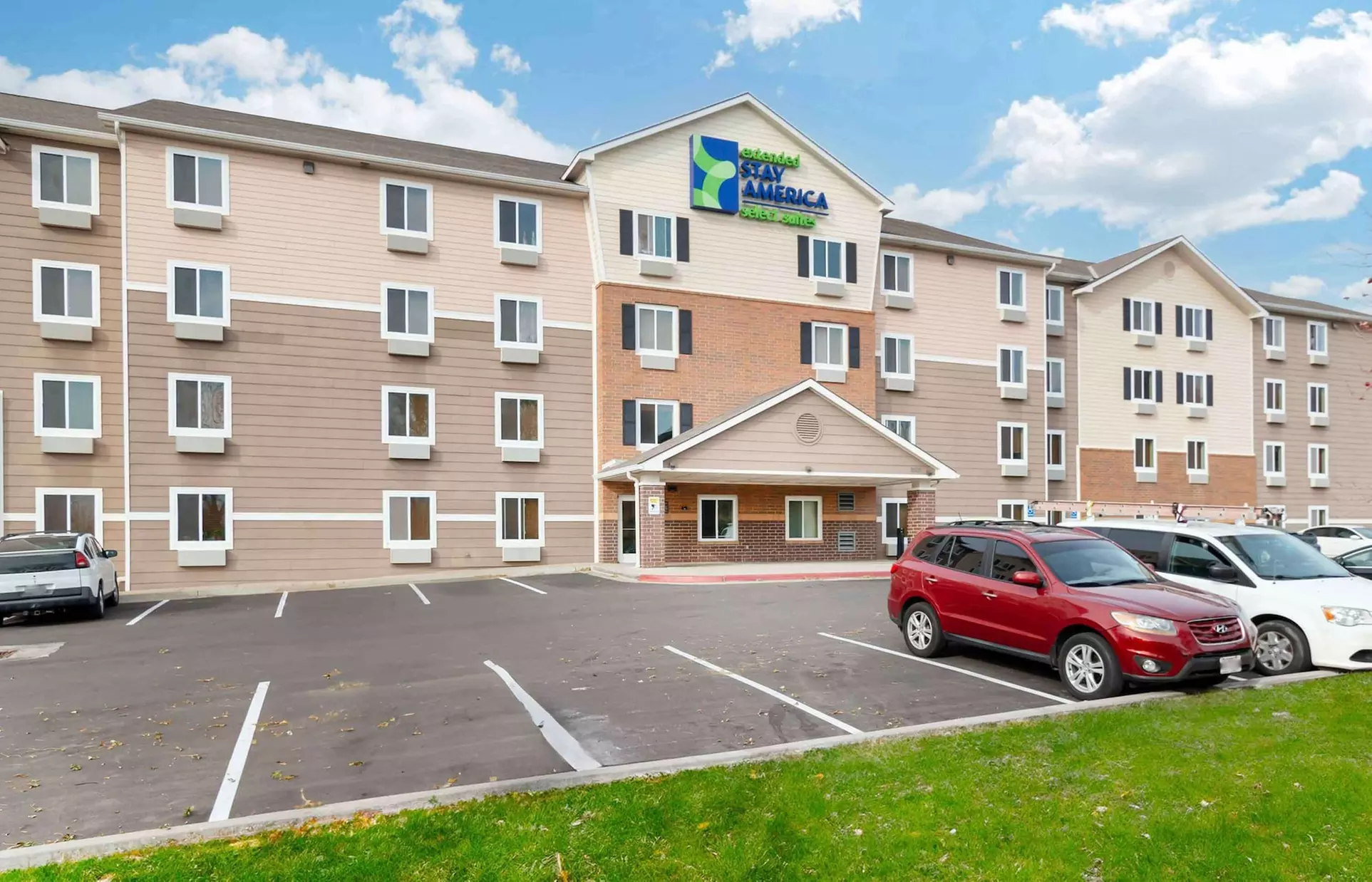 Extended Stay America Select Suites - Kansas City - Stadium - Primary Image