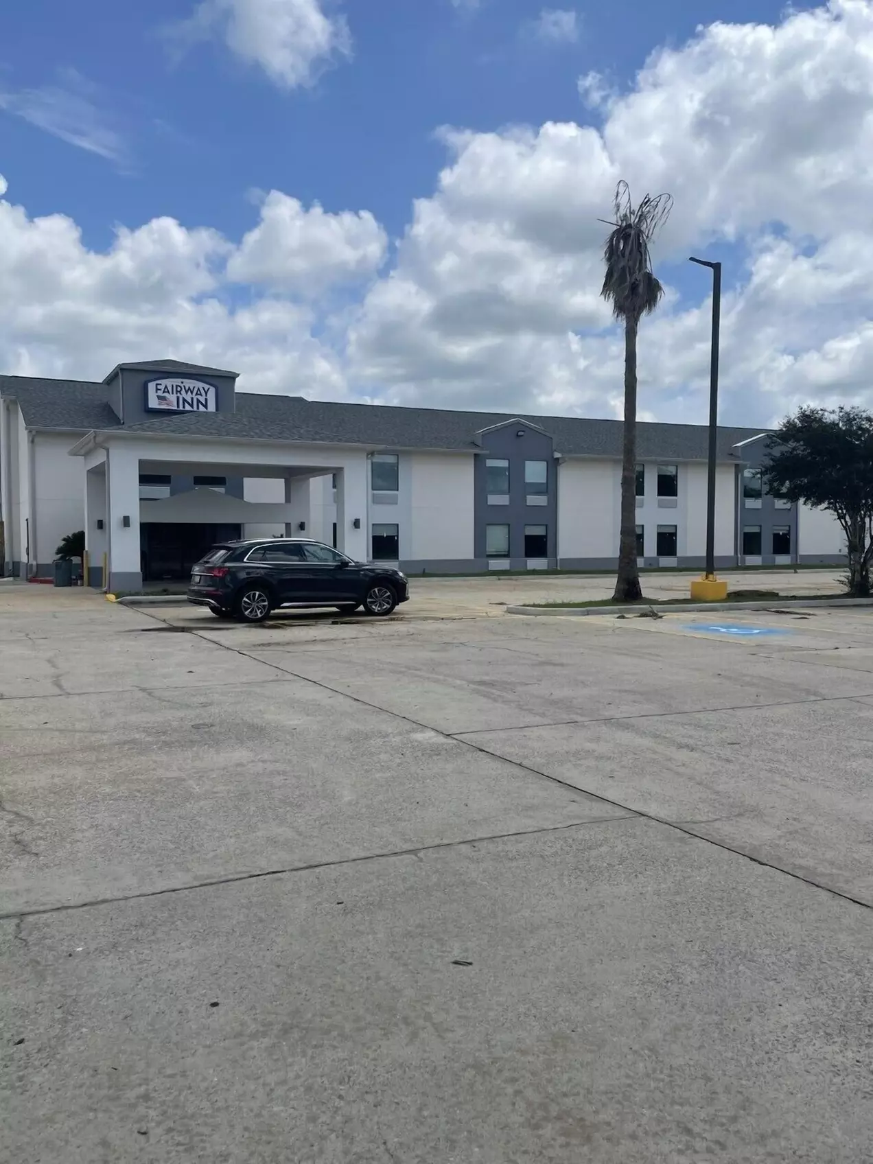 Fairway Inn - Primary Image