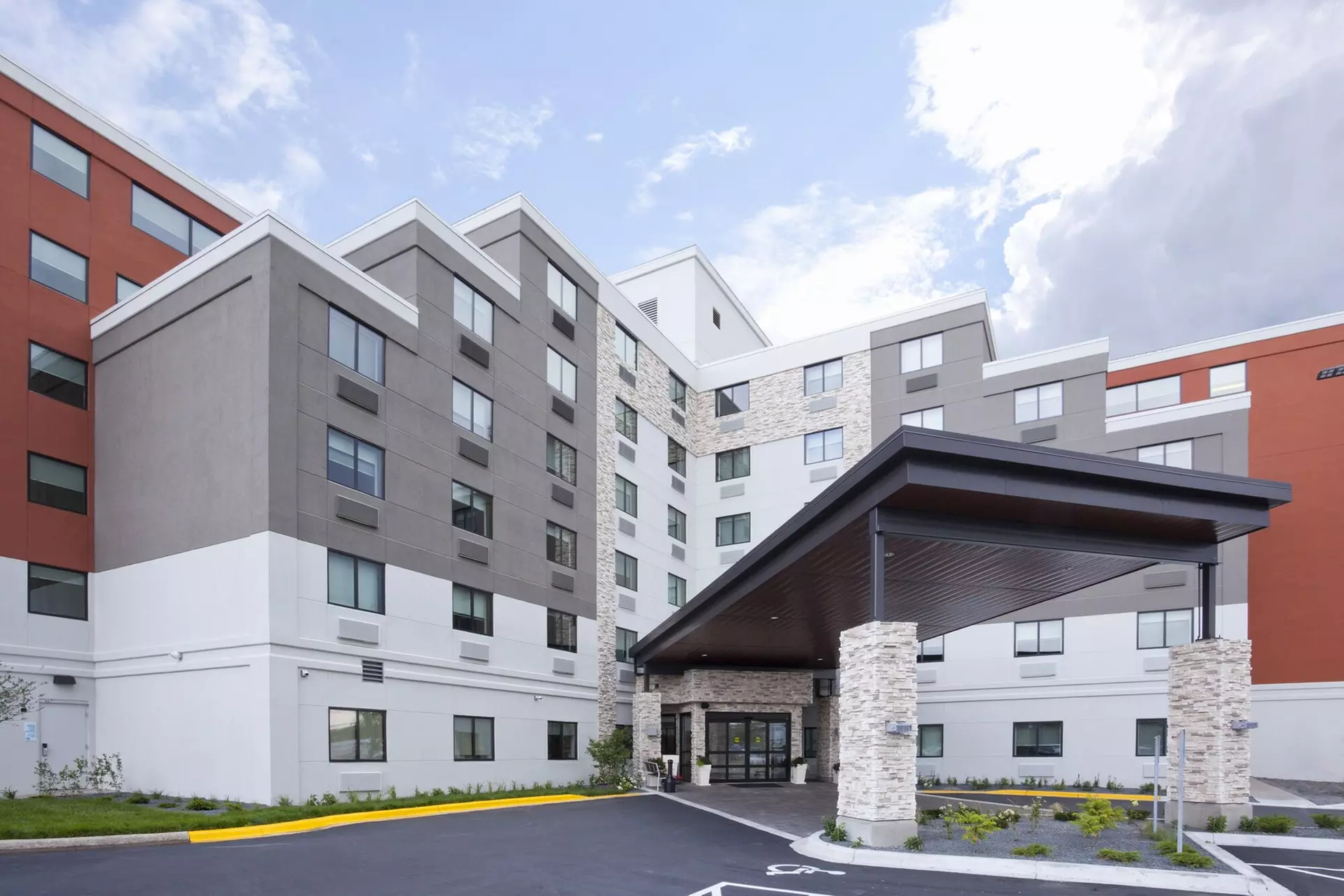 Holiday Inn Express Roseville-St. Paul by IHG - Primary Image