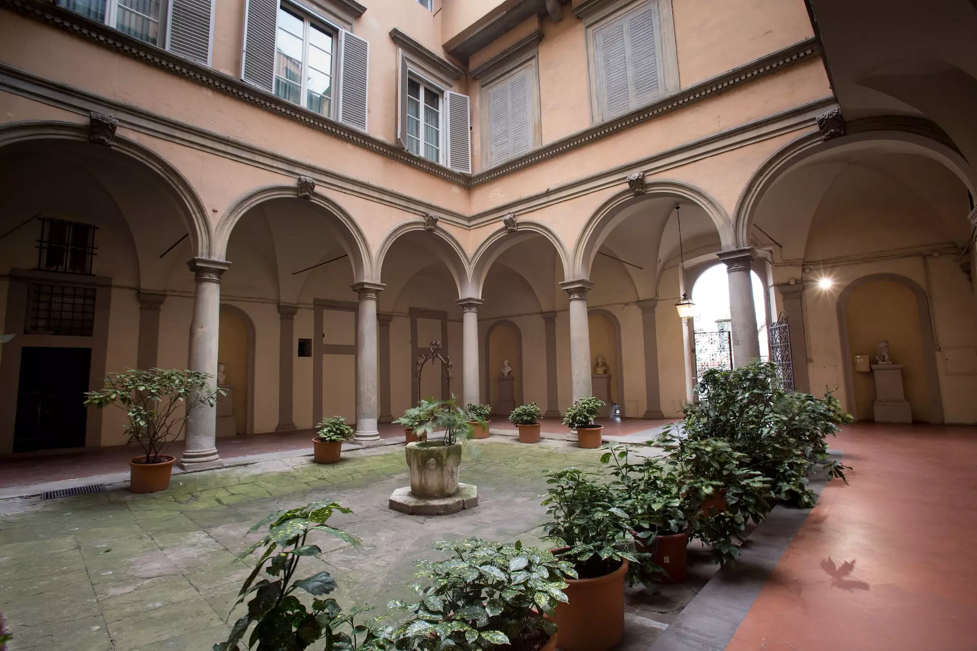 Hotel Silla - Primary Image