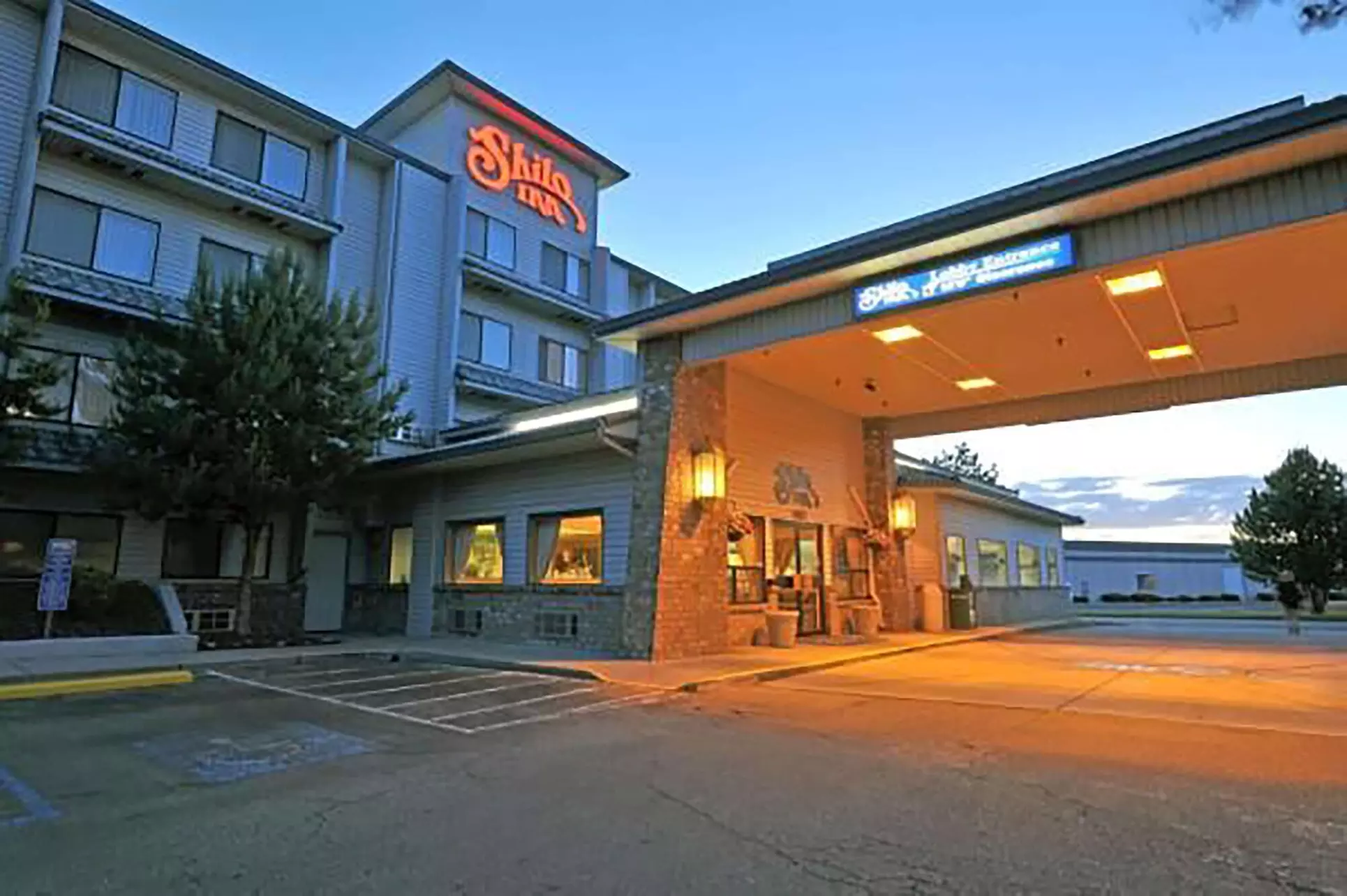 Shilo Inn Suites Hotel - Nampa Suites - Idaho - Primary Image