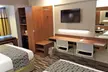 Microtel Inn & Suites by Wyndham Bellevue/Omaha - Second Medium