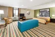 Super 8 by Wyndham Bloomington - Second Medium
