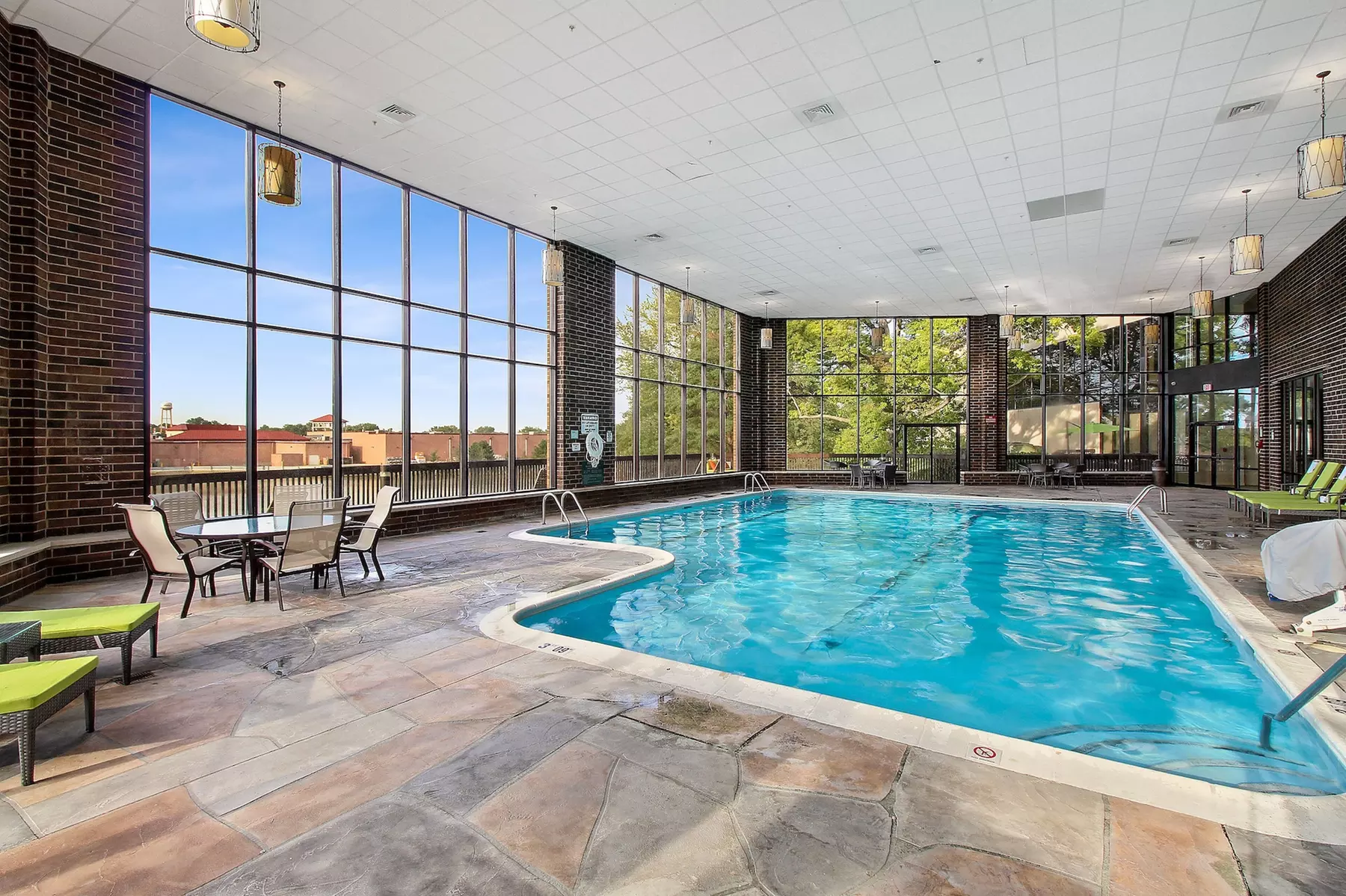 Holiday Inn Chicago Nw Crystal Lk Conv Ctr by IHG - Primary Image