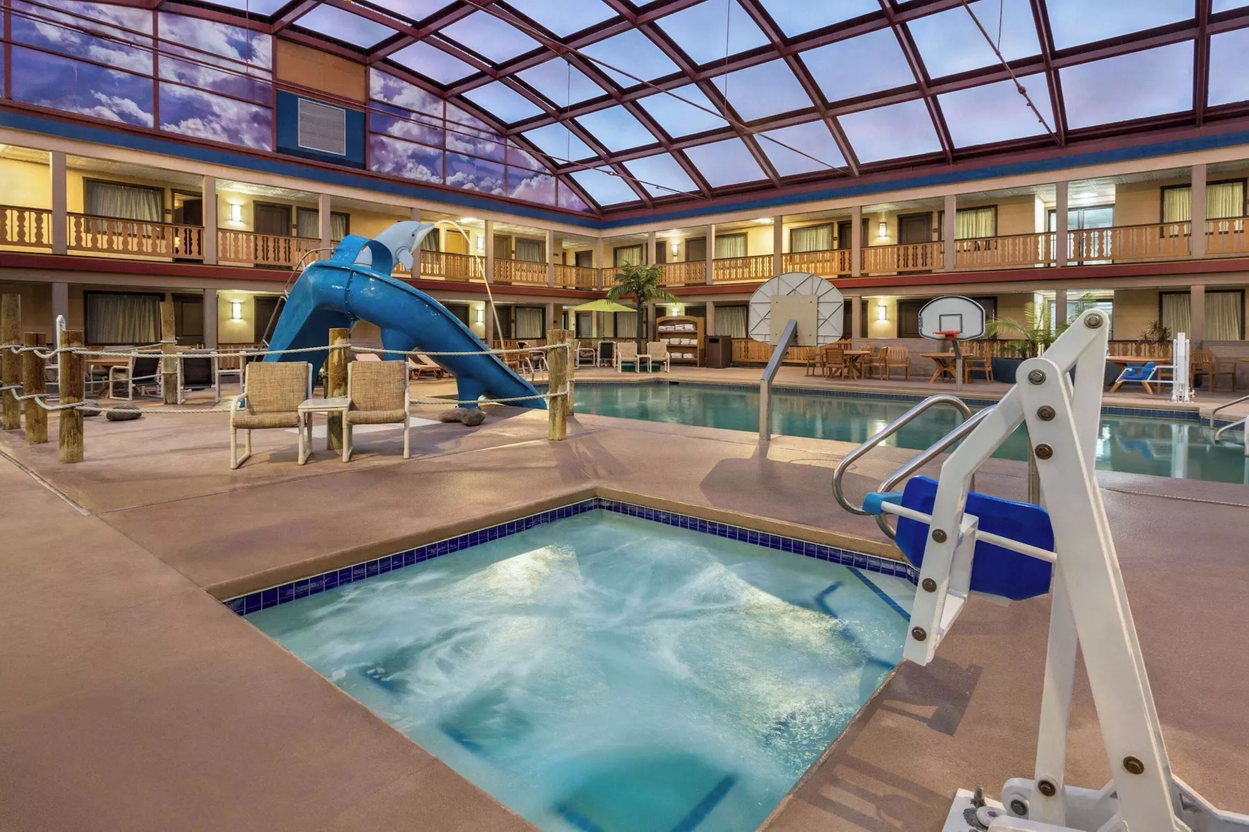 AmericInn by Wyndham La Crosse Riverfront-Conference Center - Primary Image