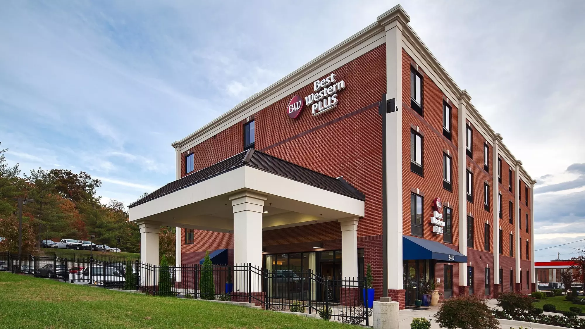 Best Western Plus College Park Hotel - Primary Image