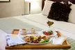 Somerset Inn - Second Medium