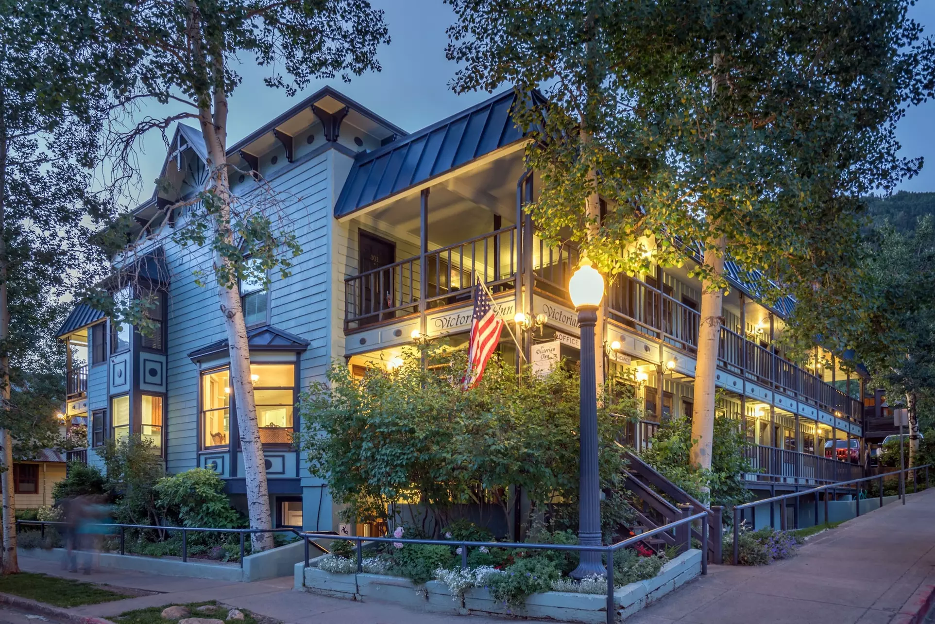 The Victorian Inn - Primary Image