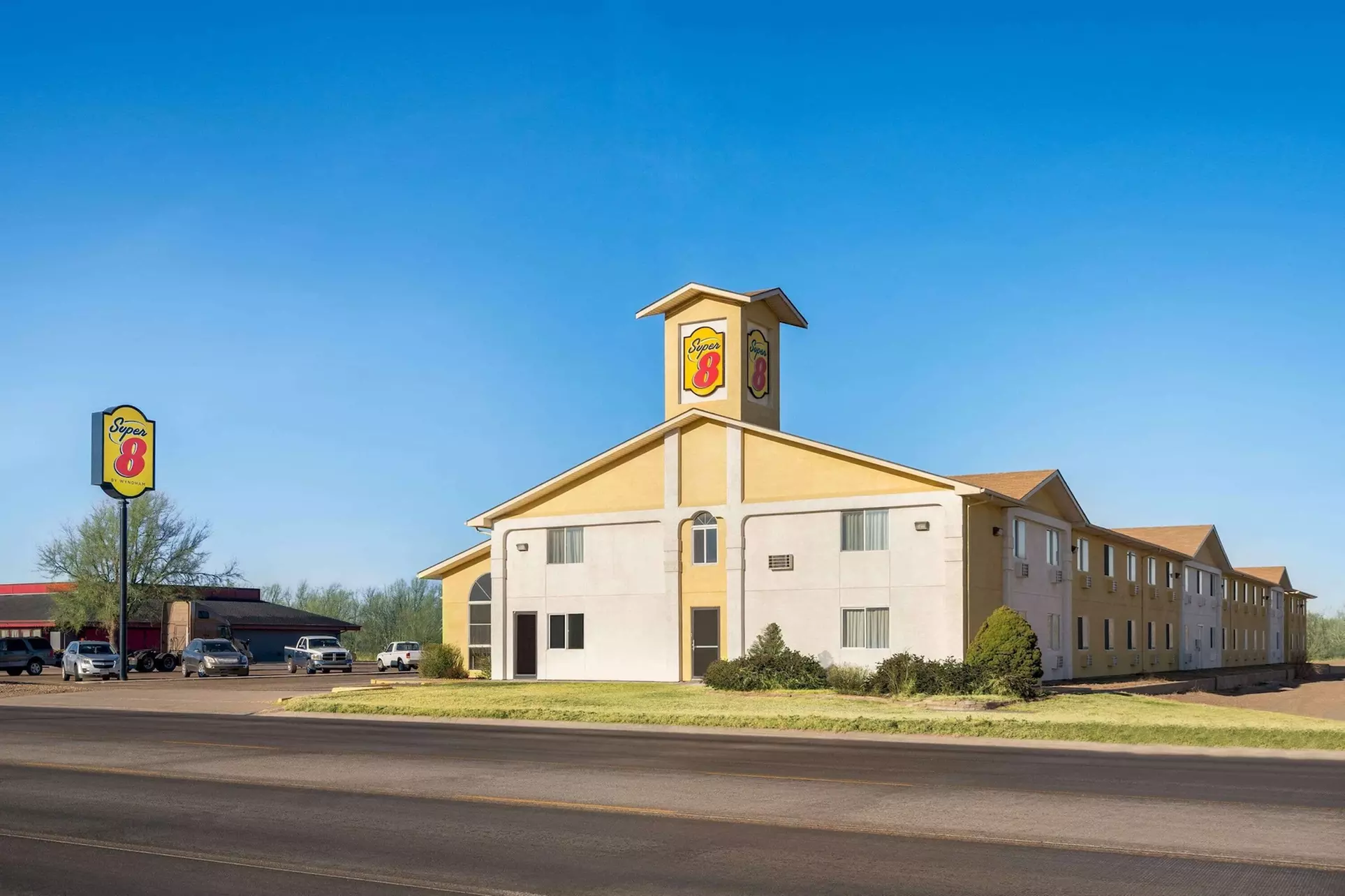 Super 8 by Wyndham Liberal KS - Primary Image