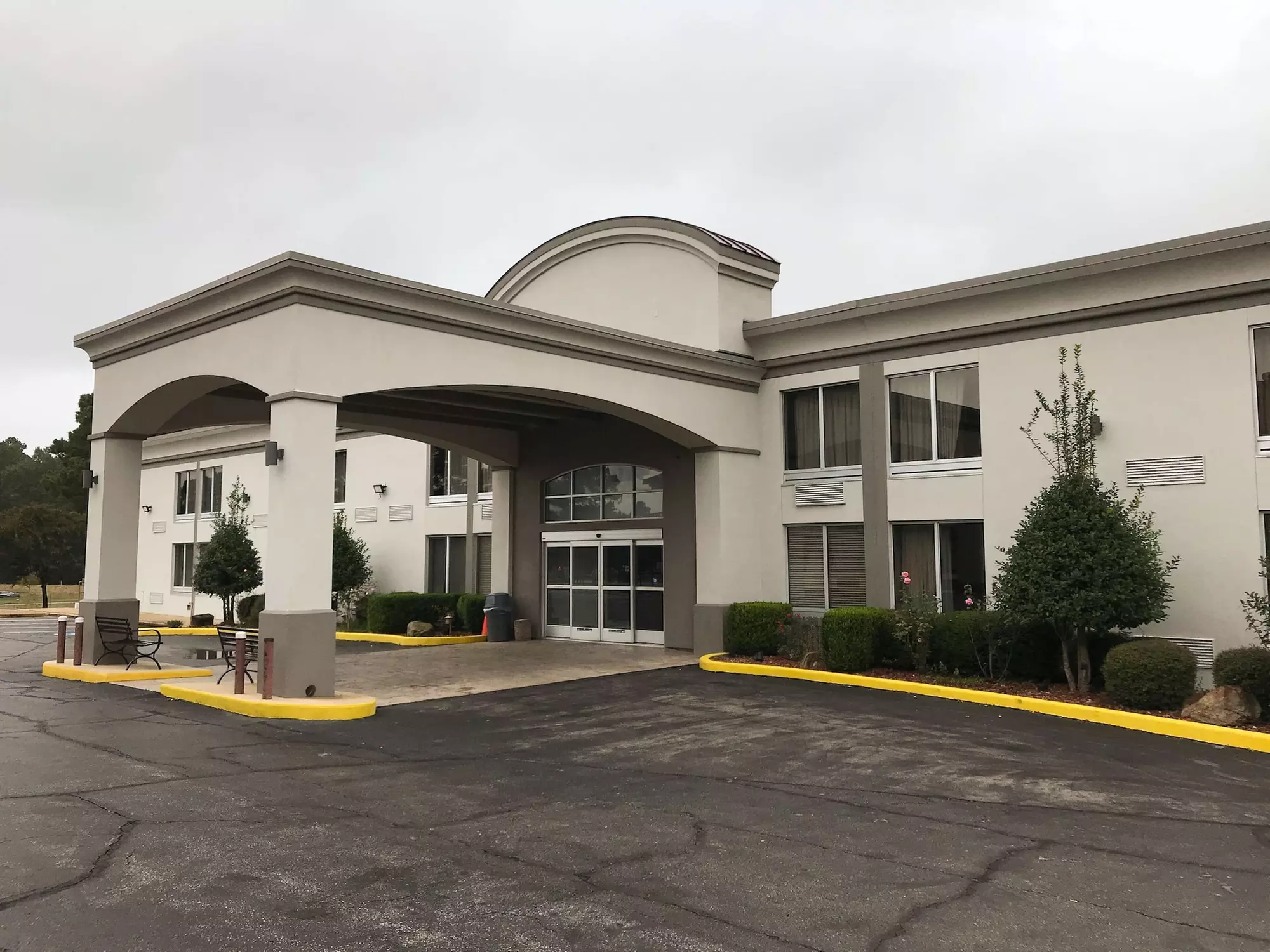 Studio 6 Suites Tupelo, MS - North - Primary Image