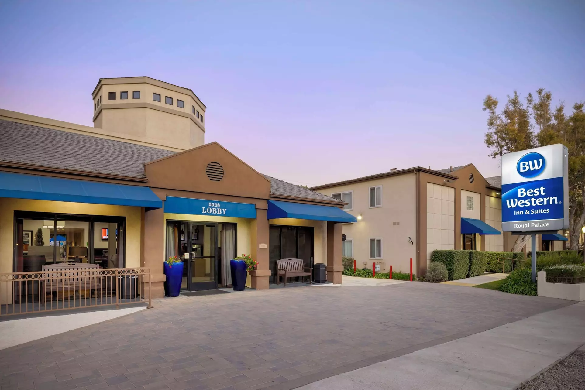 Best Western Royal Palace Inn & Suites - Primary Image