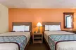 Days Inn by Wyndham Norfolk Airport - Second Medium