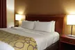Baymont by Wyndham Portage Indiana Dunes - Second Medium