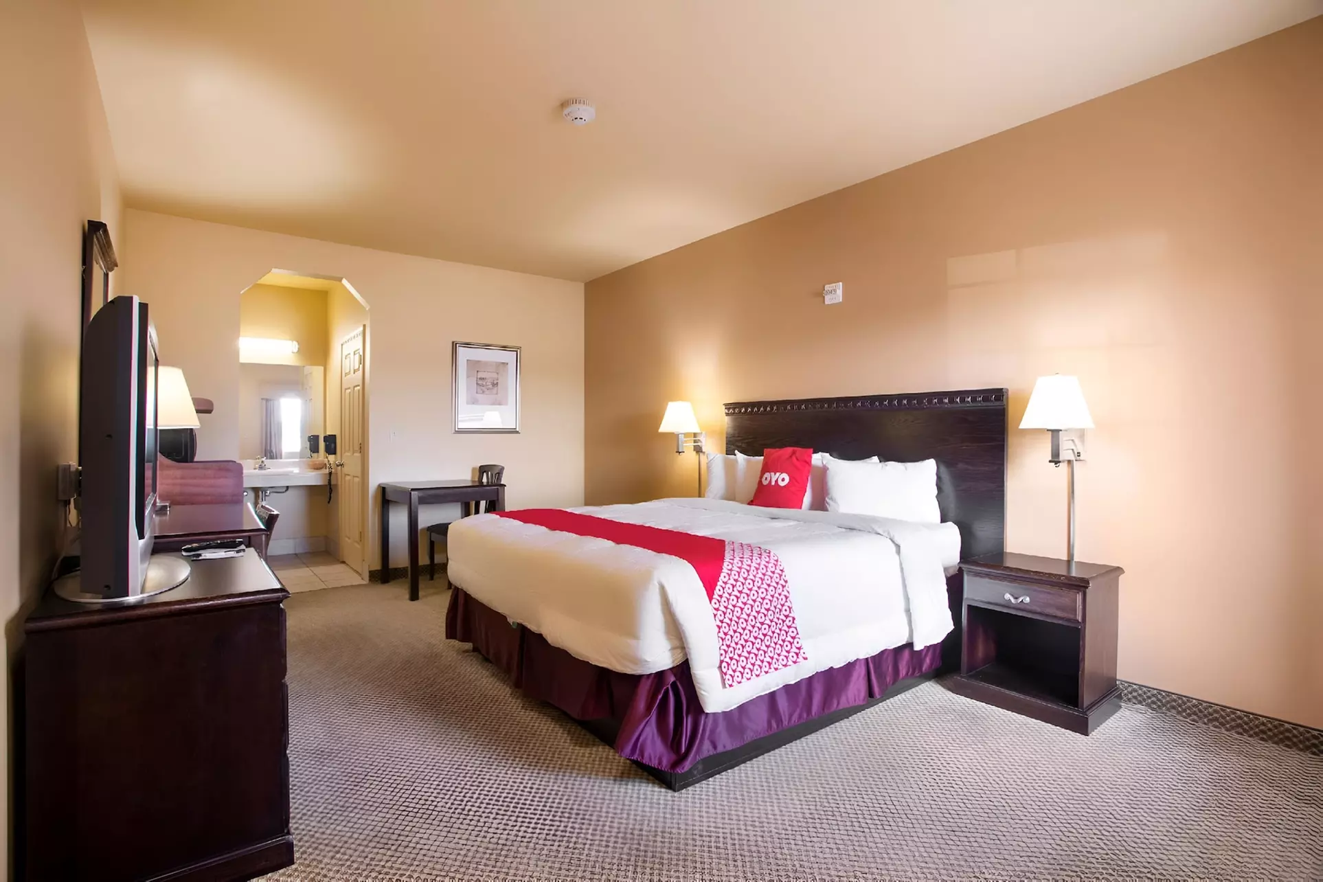 OYO Hotel Valley View TX, I-35 - Primary Image