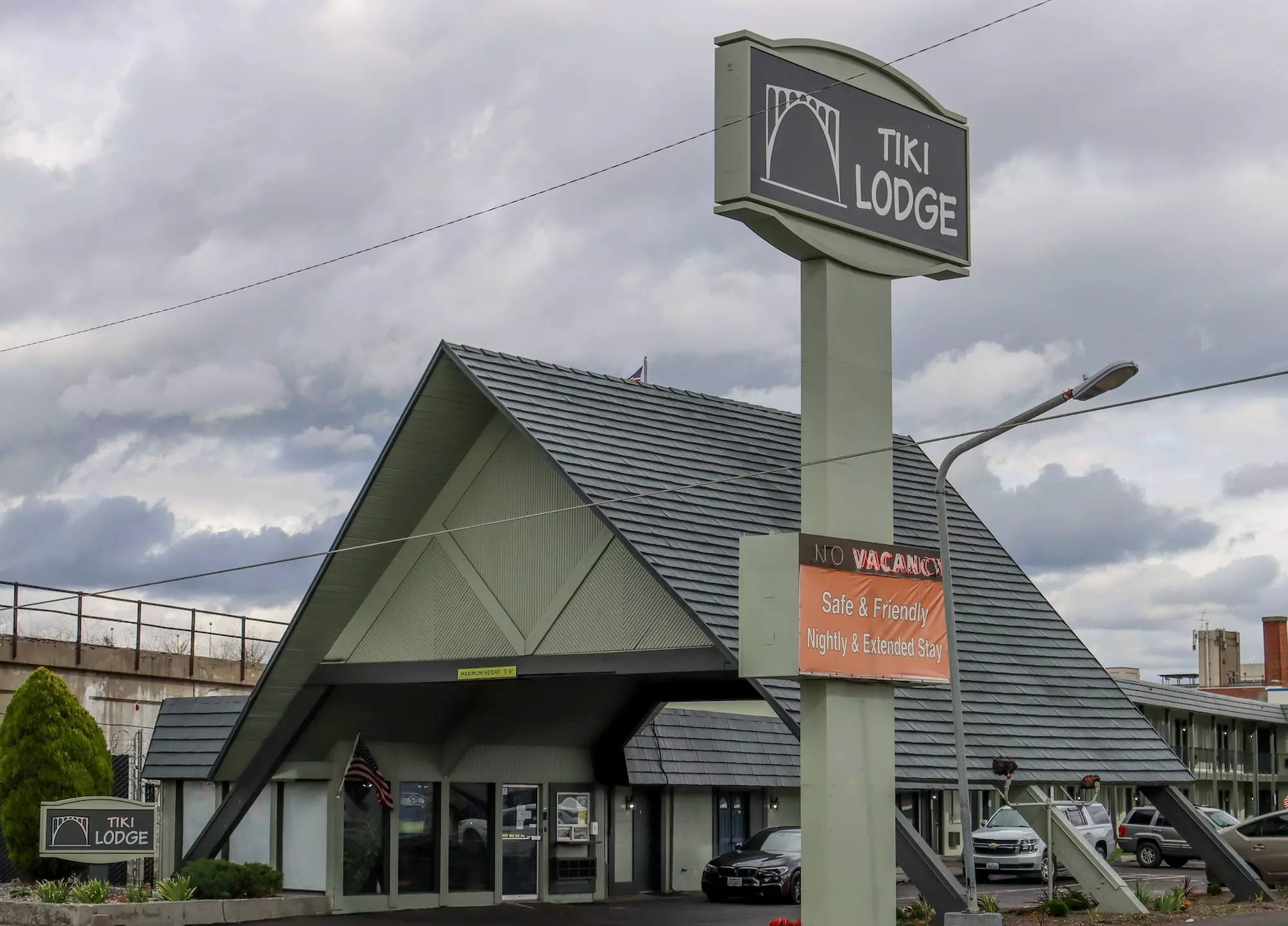 Tiki Lodge - Primary Image