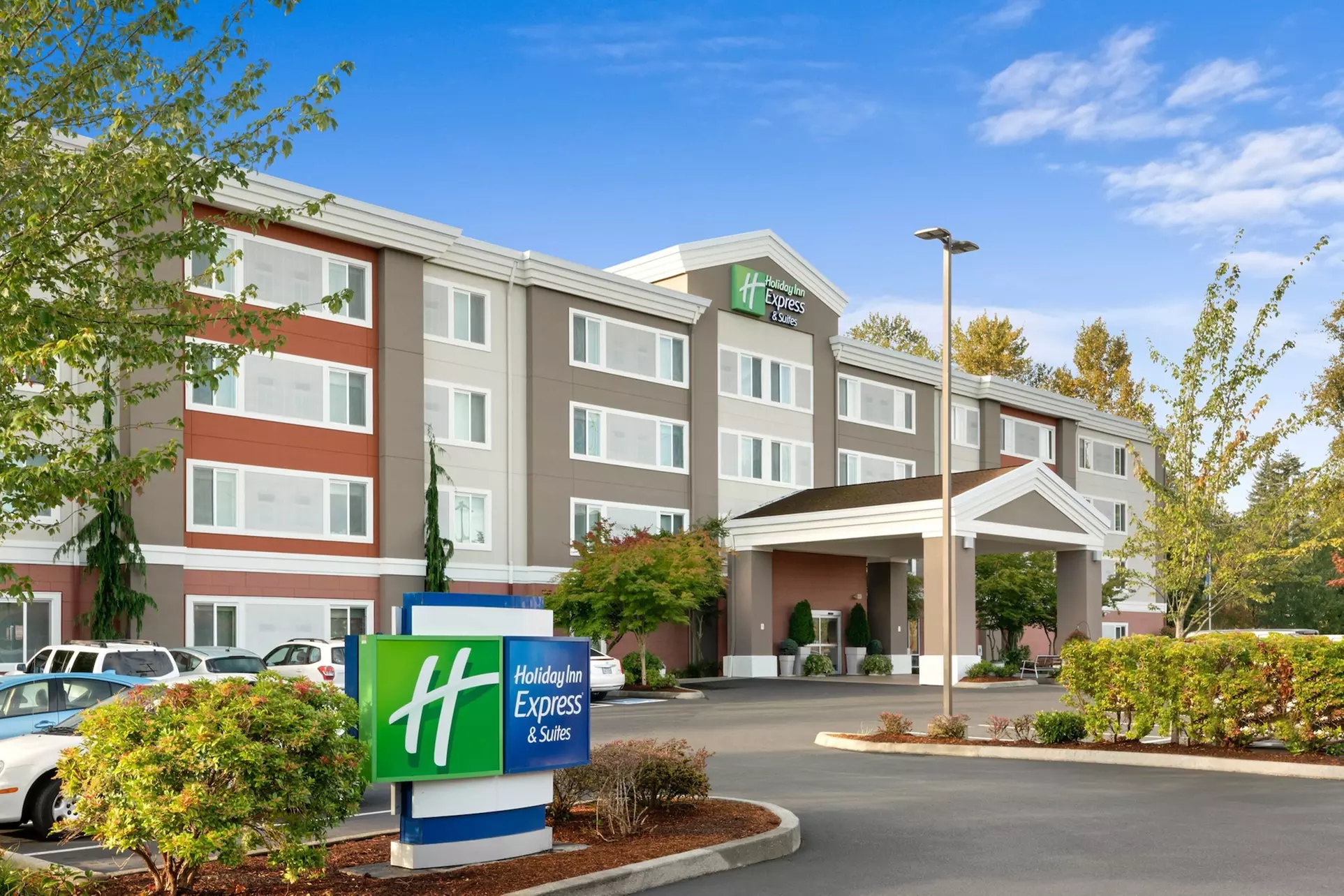 Holiday Inn Express & Suites Marysville by IHG