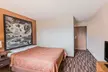 Super 8 by Wyndham Madison - Second Medium