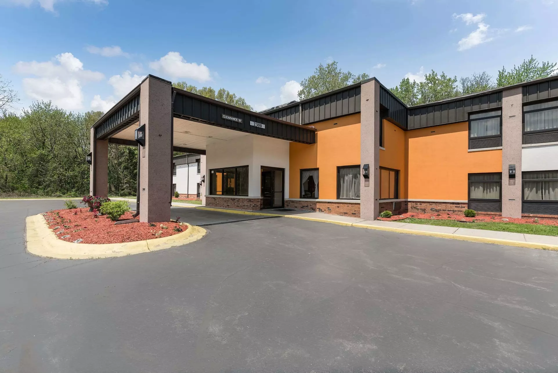 Quality Inn & Suites - Primary Image