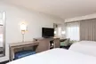 Hampton Inn Bloomington - Second Medium