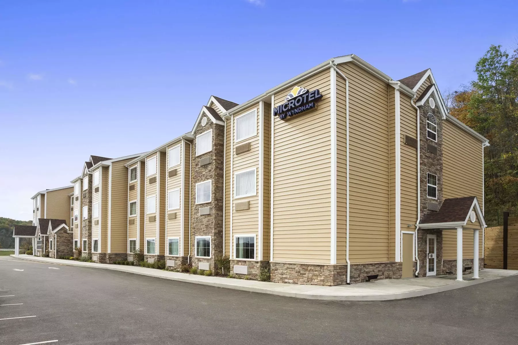 Microtel Inn & Suites by Wyndham Cambridge - Primary Image