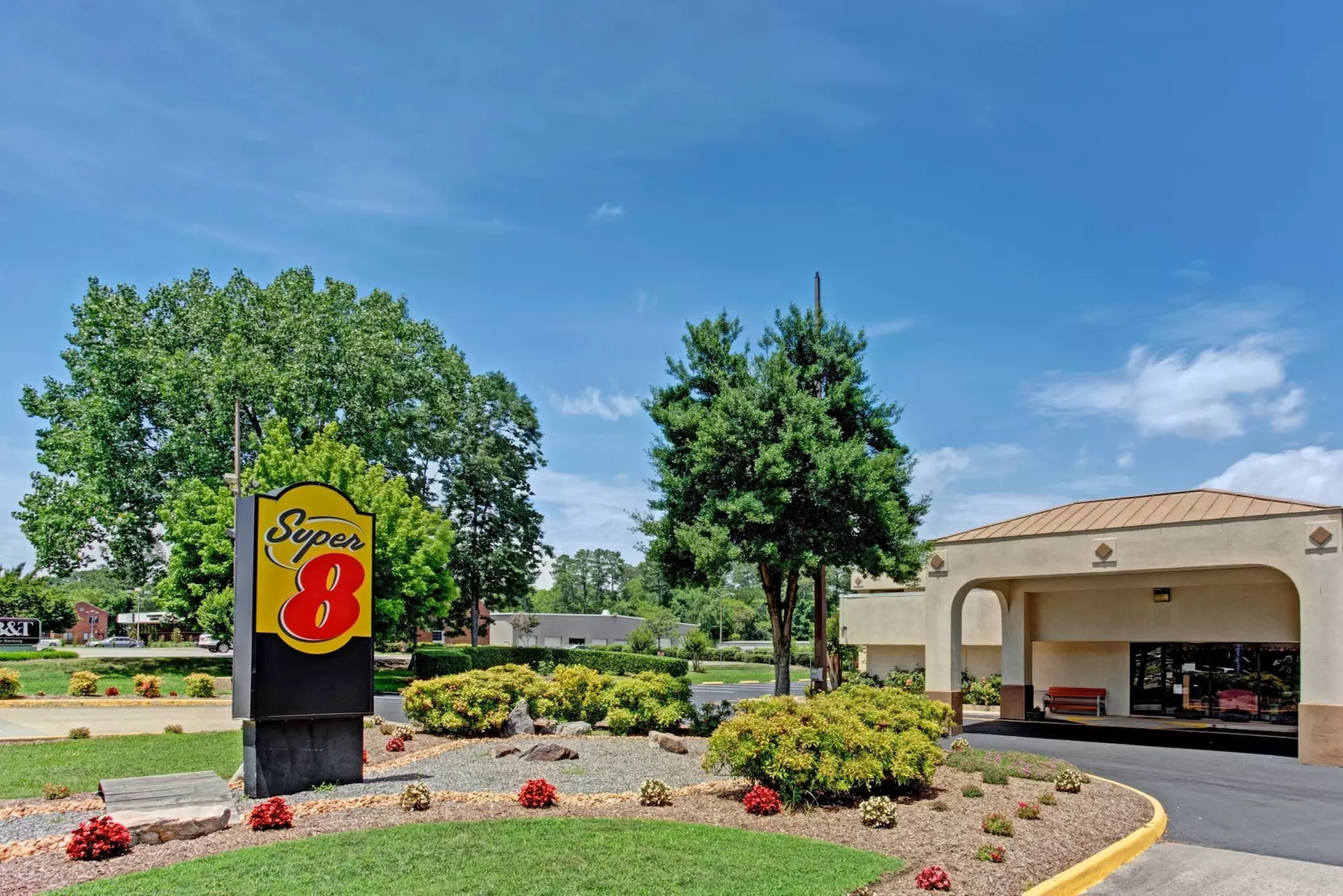 Super 8 by Wyndham Williamsburg/Historic Area - Primary Image