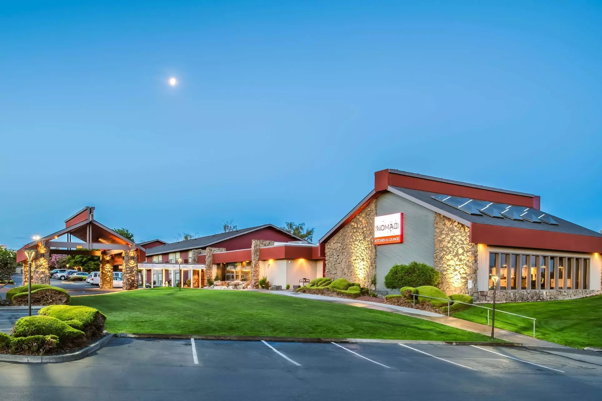 Red Lion Hotel Kennewick Columbia Center - Primary Image