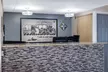 Super 8 by Wyndham Owatonna - Second Medium