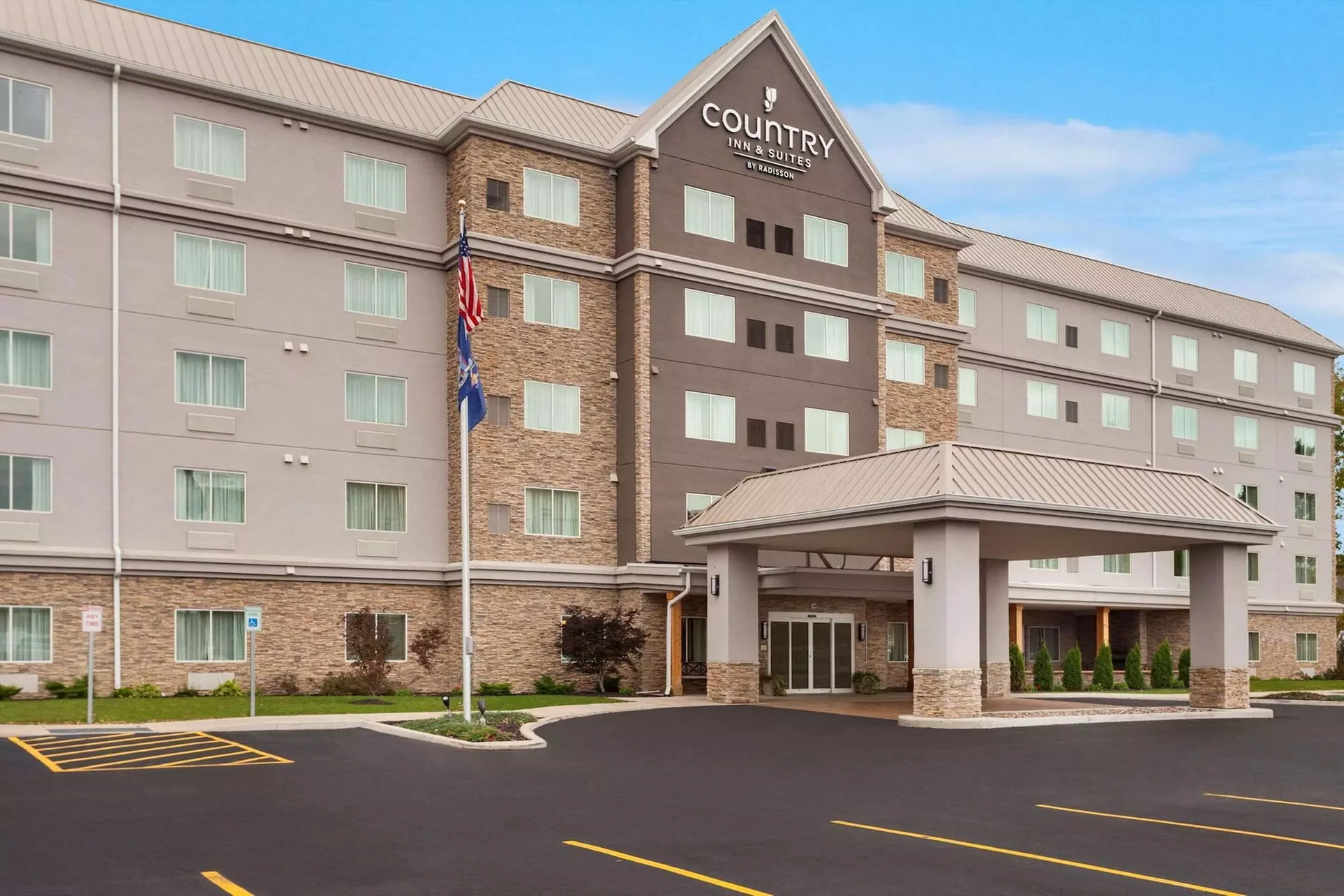 Country Inn & Suites by Radisson, Buffalo South I-90, NY - Primary Image
