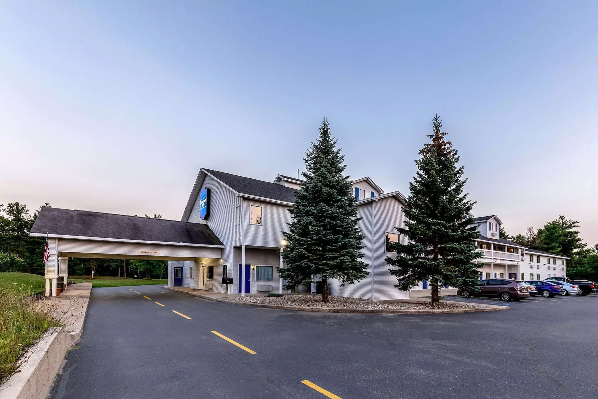 Rodeway Inn - Primary Image