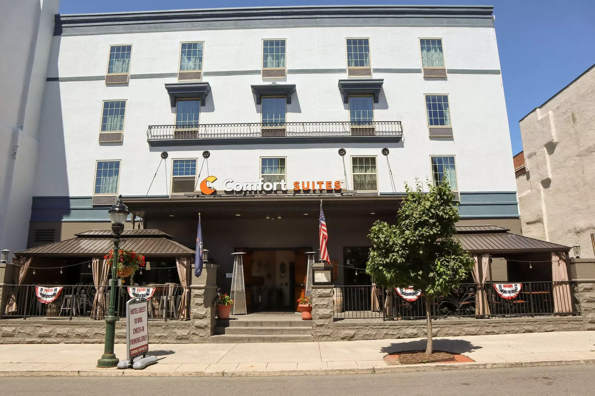 Comfort Suites Downtown Carlisle - Primary Image