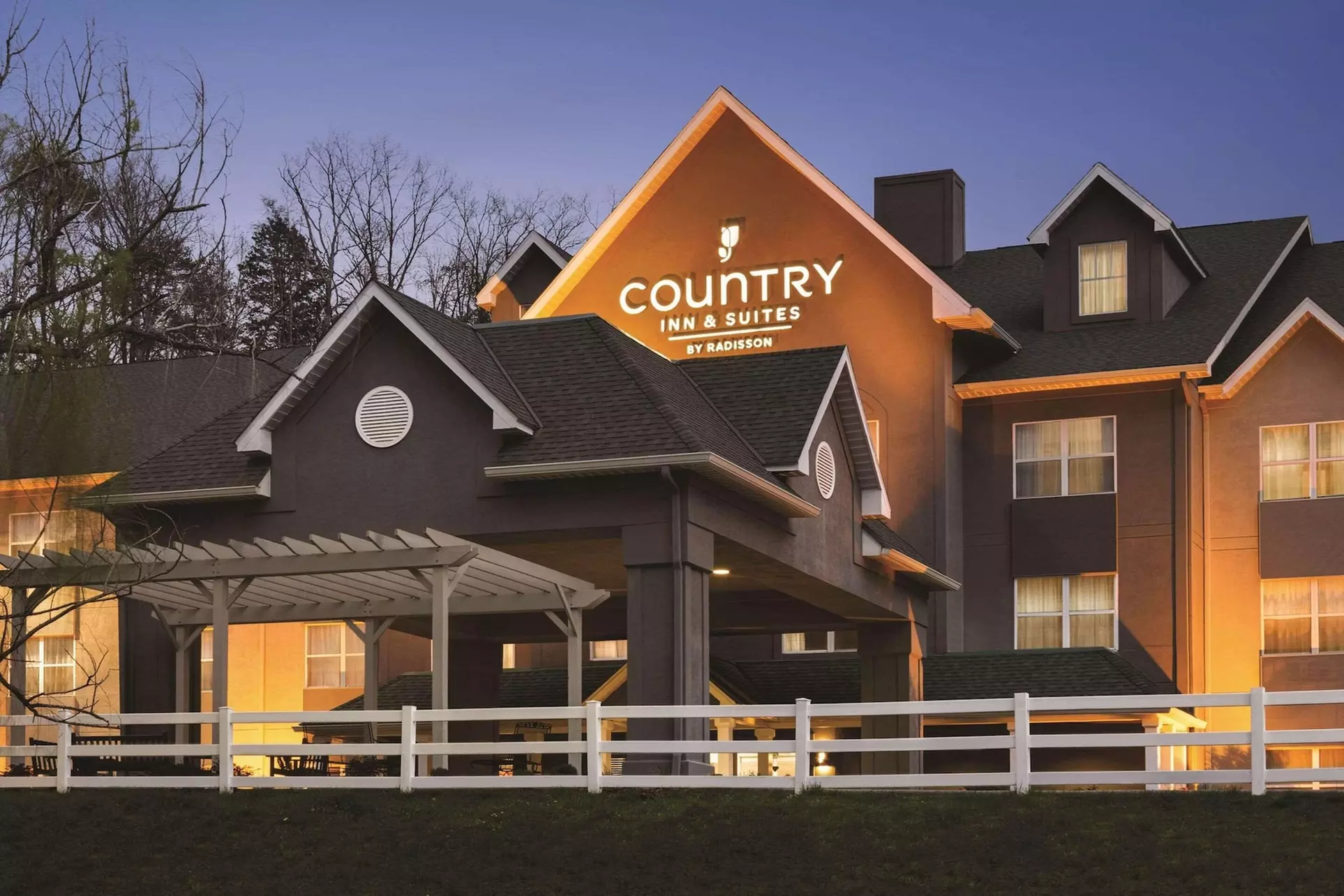 Country Inn & Suites by Radisson, Chattanooga-Lookout Mountain - Primary Image