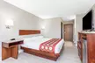 Super 8 by Wyndham Owensboro - Second Medium