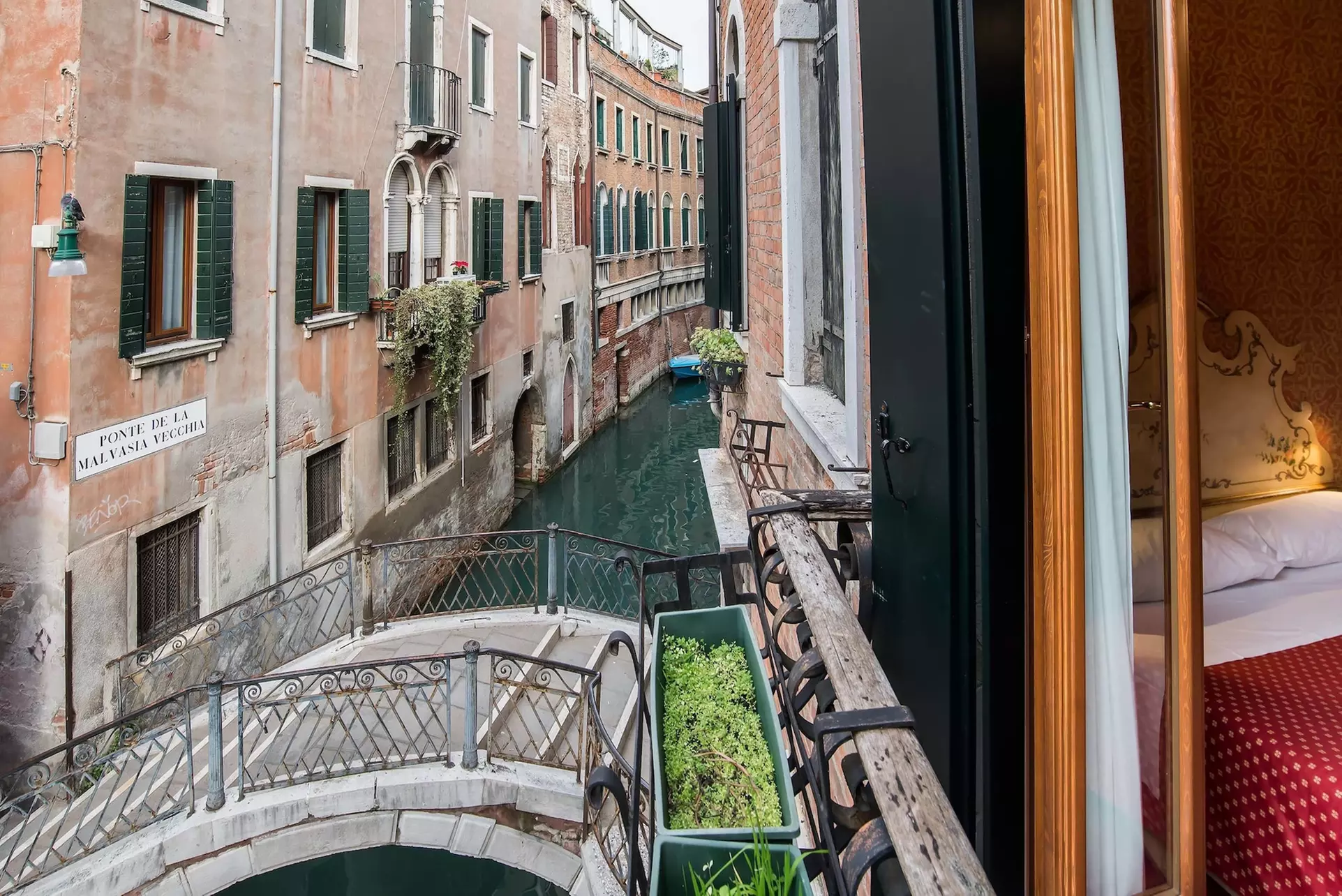 Hotel La Fenice Et Des Artistes - Primary Image