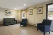 Super 8 by Wyndham Prestonsburg - Second Medium
