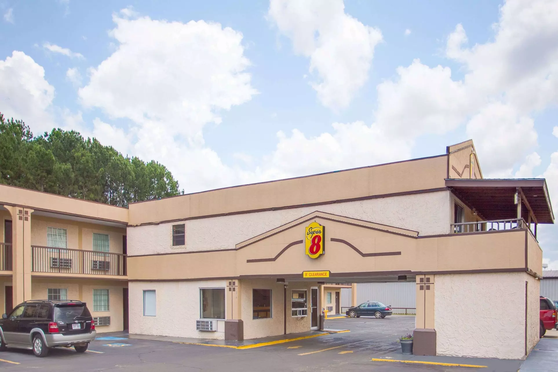 Super 8 by Wyndham Monticello AR - Primary Image