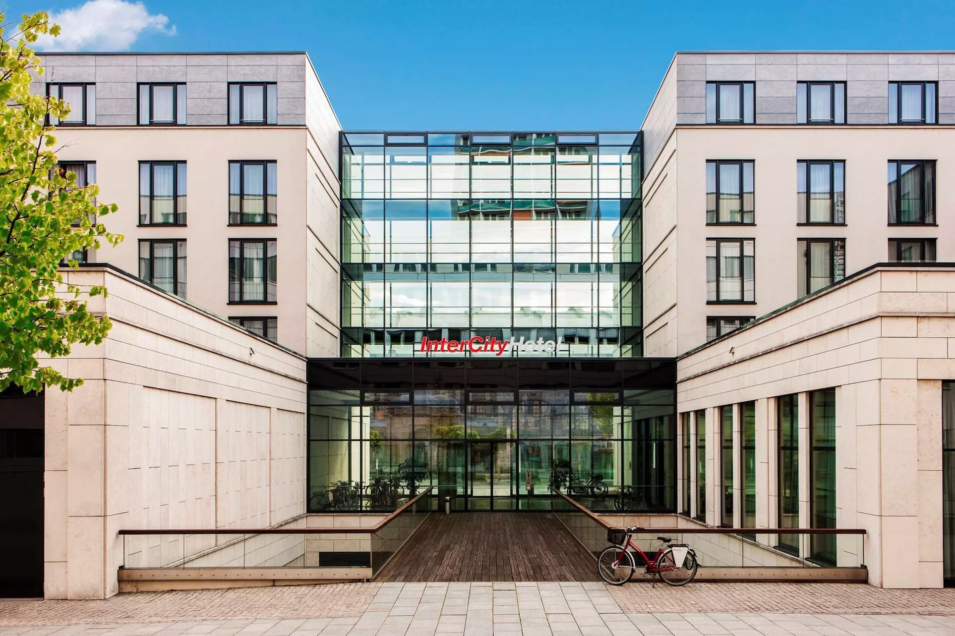 IntercityHotel Dresden - Primary Image