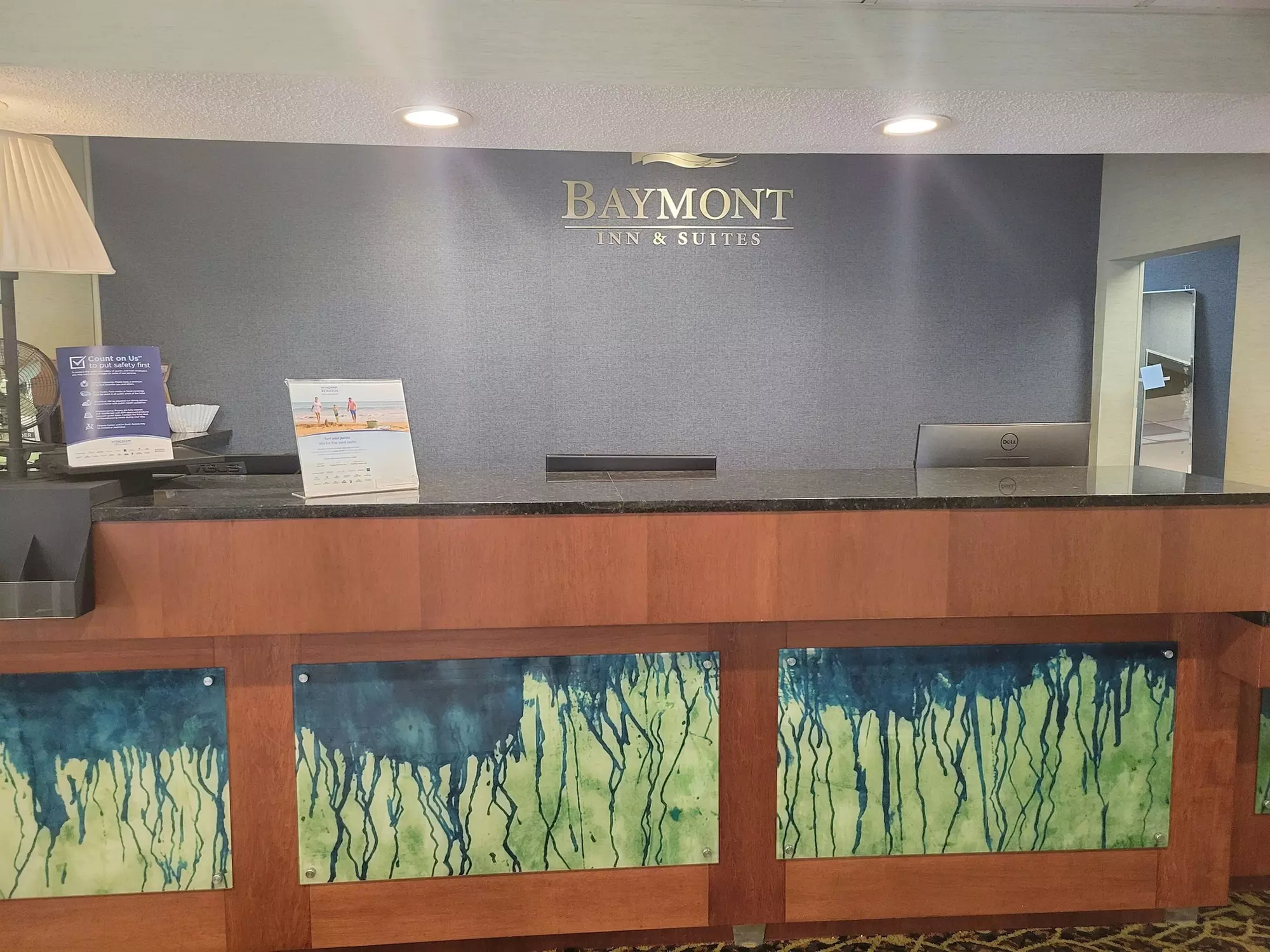 Baymont by Wyndham Thornton - Primary Image