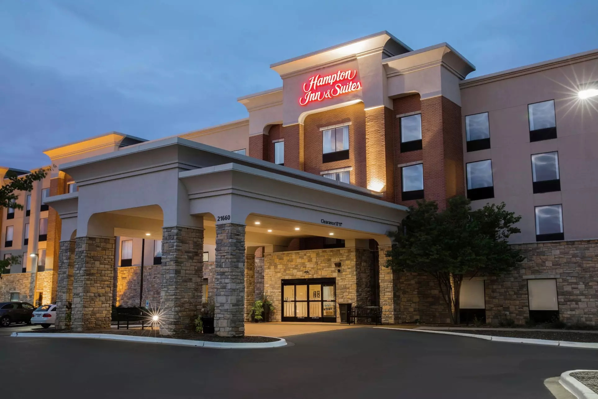 Hampton Inn & Suites Chicago Deer Park - Primary Image