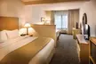DoubleTree by Hilton Hotel Vancouver - Second Medium