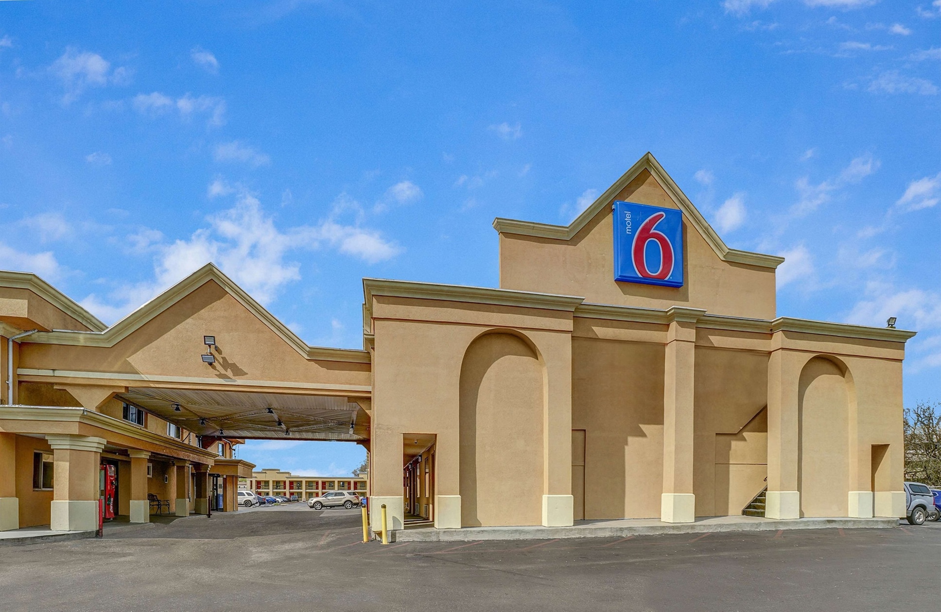 Motel 6 Lester, PA - Philadelphia Airport