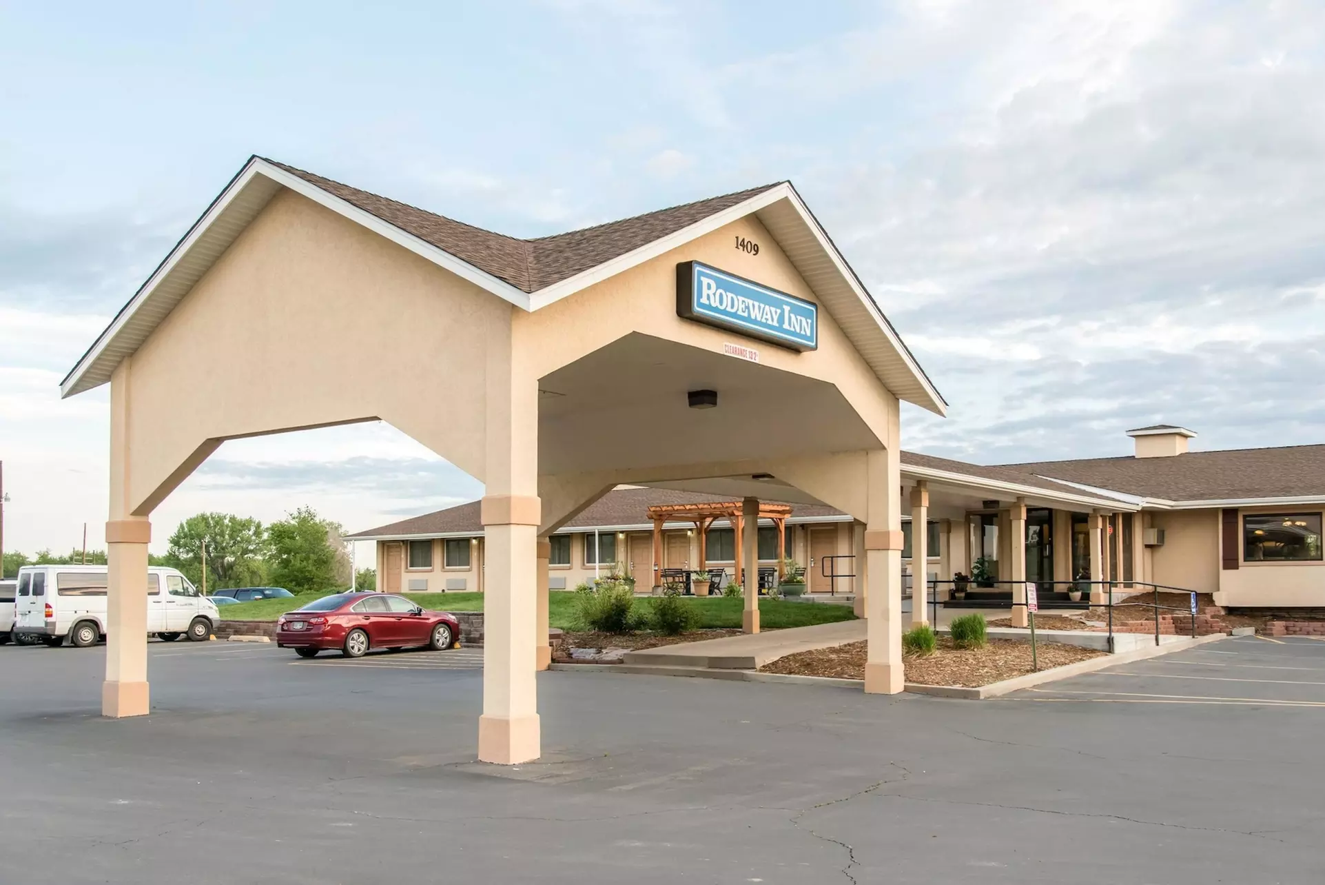 Rodeway Inn Fort Morgan - Primary Image