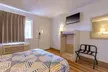 Motel 6 Hayward, CA – Silicon Valley Gateway - Second Medium