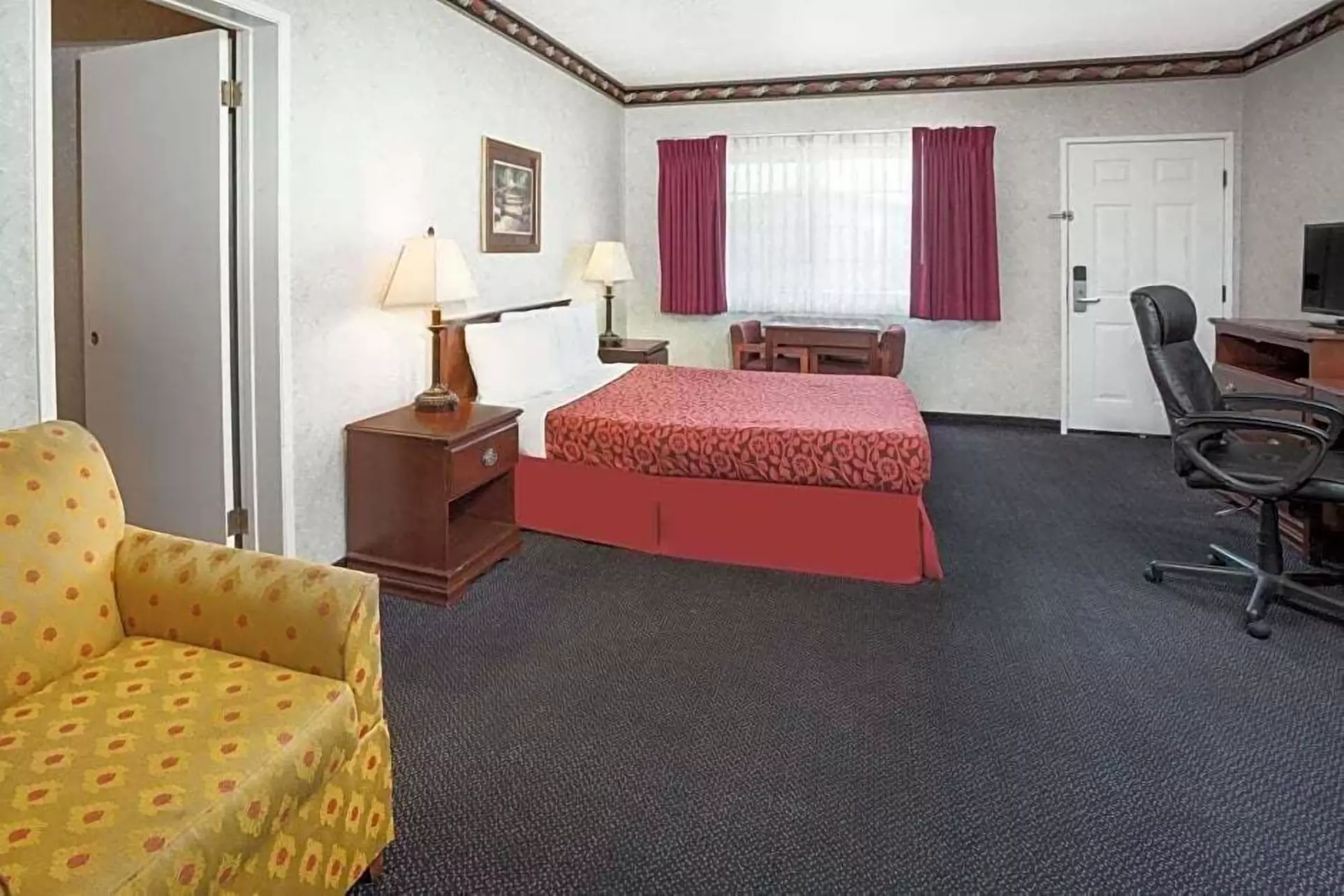 Sunset Inn - Primary Image
